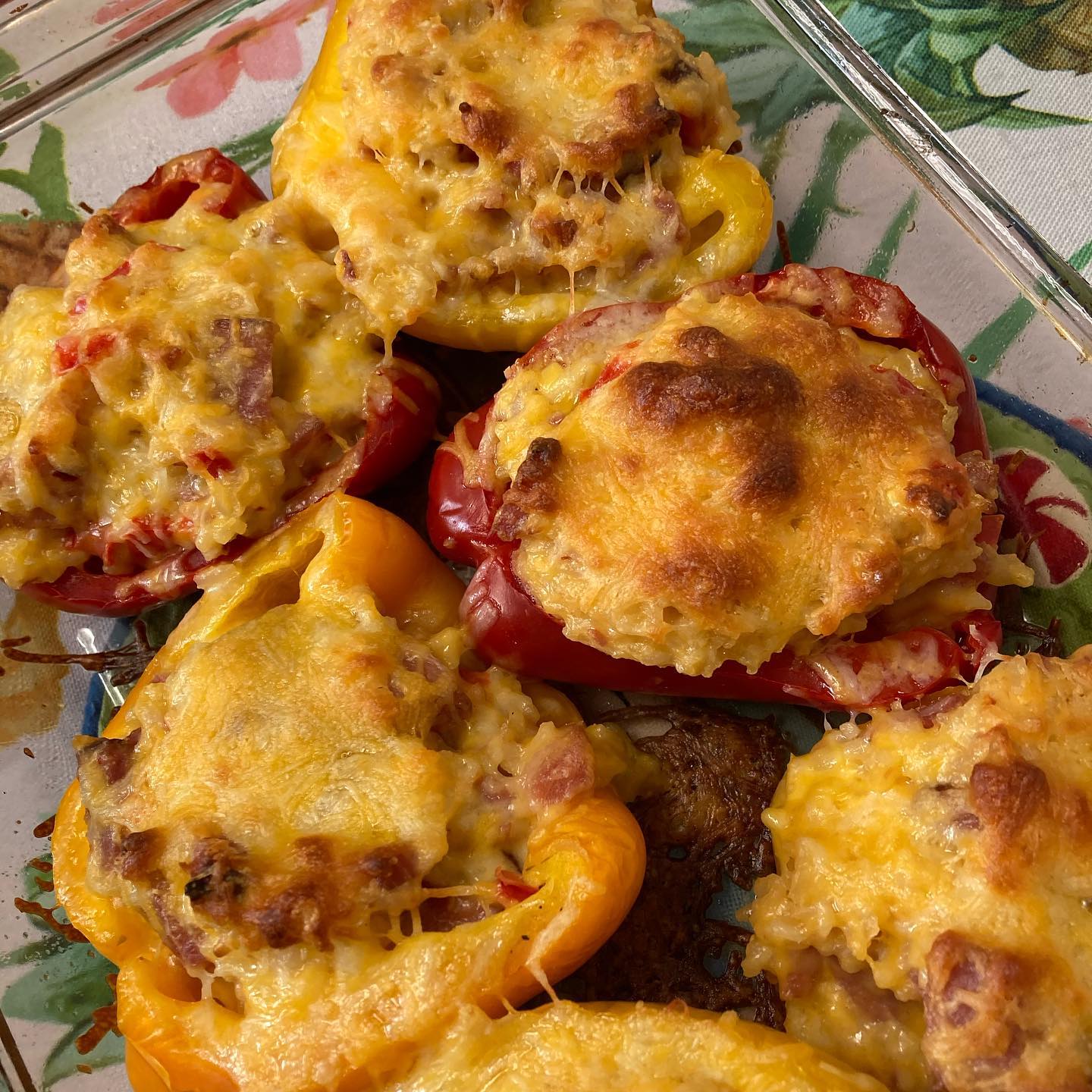 I could live off stuffed peppers. I really do believe this to be fact. 
.
.
These babies are stuffed with Ham and Cheese....like A LOT of ham and cheese. So good. 
.
.
.
.
Search “Booyah Buffet Ham and Cheese Stuffed Peppers” for the recipe—or hit the link in my bio and go to the blog index and find the recipe from there.
.
.
.
.
.
.
.
.
#stuffedpeppers #feedfeed #f52grams #thekitchn #foodblogger #whatsonmyplate #getinmybelly #eatrealfood #goodeats #foodblogeats #igfoodies #foodphotography #makeitdelicious #igeats #wecook #easyrecipes #tastyaf #imsomartha #blackfoodie #blackfoodbloggers